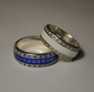 обручальные кольца с эмалью и бриллиантами