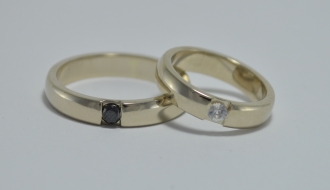 Обручальные кольца Damiani с бриллиантами