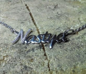 Подвеска из золота с бриллиантами