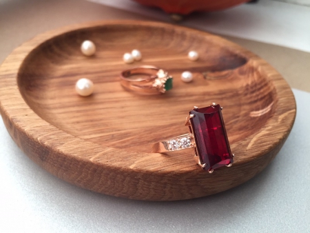 Золотое кольцо с рубином 