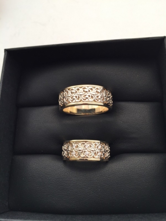 Кольца обручальные с узорами