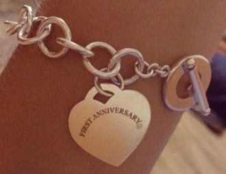 Браслет Tiffany с гравировкой клиента под заказ