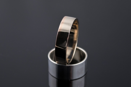 Обручальные кольца из комбинированного золота 