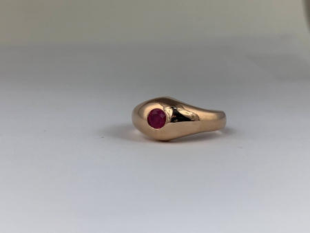 Мужской перстень с рубином 
