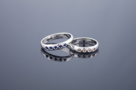 Платинові каблучки з сапфірами
