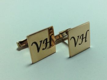 Золотые запонки с инициалами